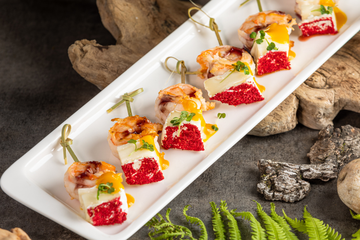 Изображение Канапе с креветкой и камамбером