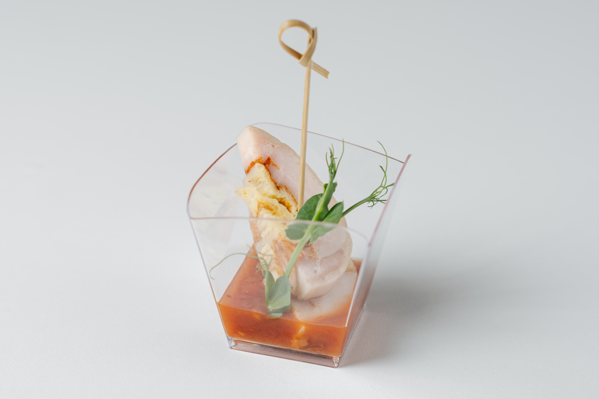 Изображение Куриный рулет с томатным соусом