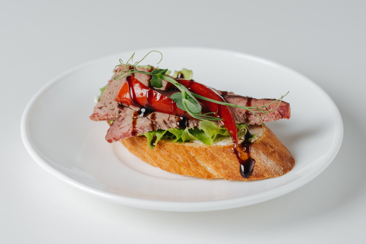 Изображение Брускетта с брискетом